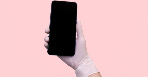 Mobiltelefoni udgør den største kilde til eksponering for radio- og mikrobølger